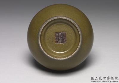 图片[2]-Mallet-shaped vase with tea-dust glaze, Qing dynasty, Qianlong reign (1736-1795)-China Archive